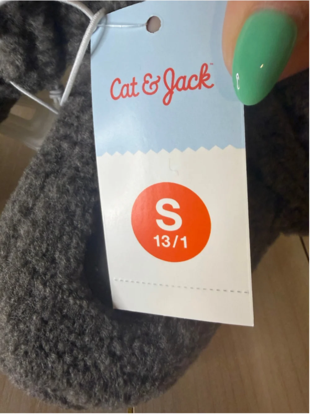 Cat & Jack Kids’ Cozy Gray Fuzzy Slide Slippers Size 13/1 S NWT